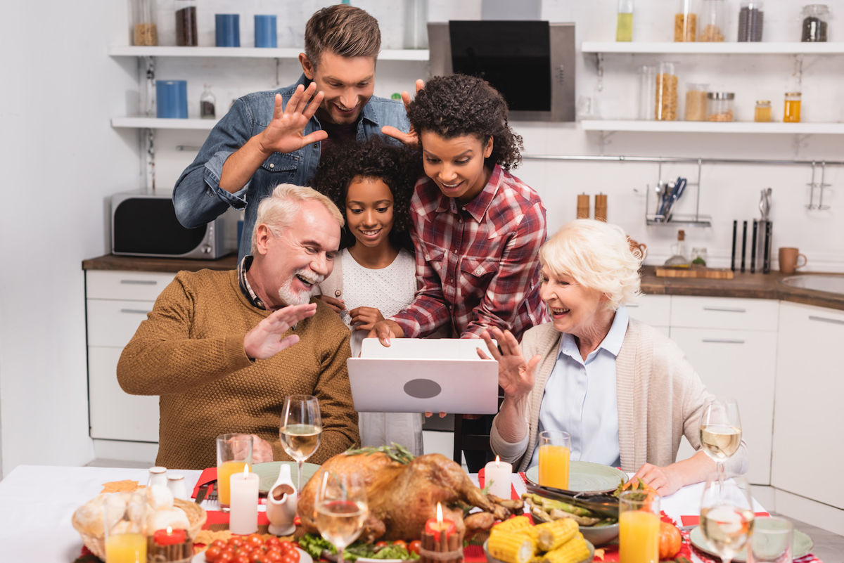 thanksgiving-traditions-frequent-ads