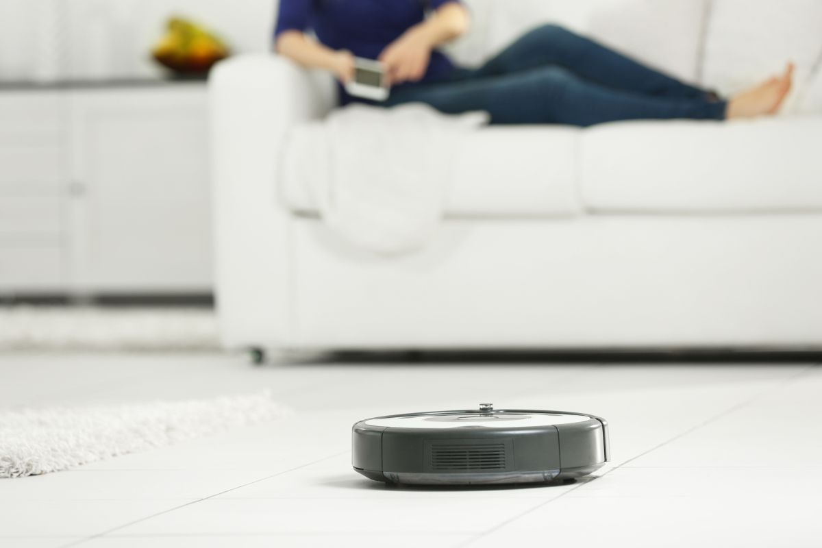 Cyber Monday Robot Vacuum Deals